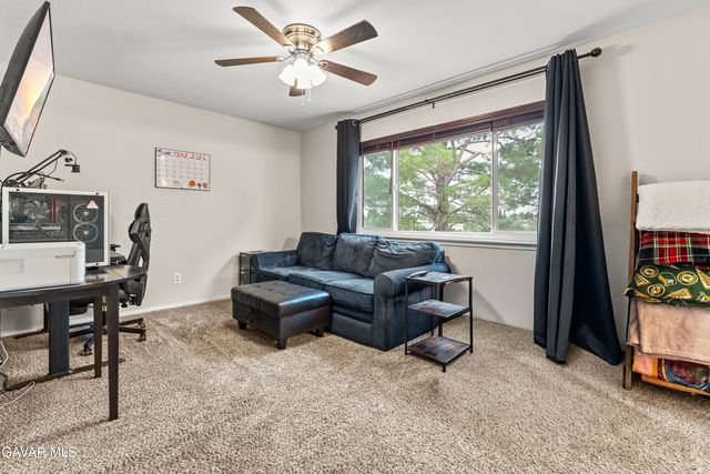 43481 30th Street Unit 2, Lancaster, CA 93536