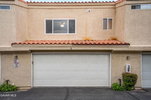 43481 30th Street Unit 2, Lancaster, CA 93536