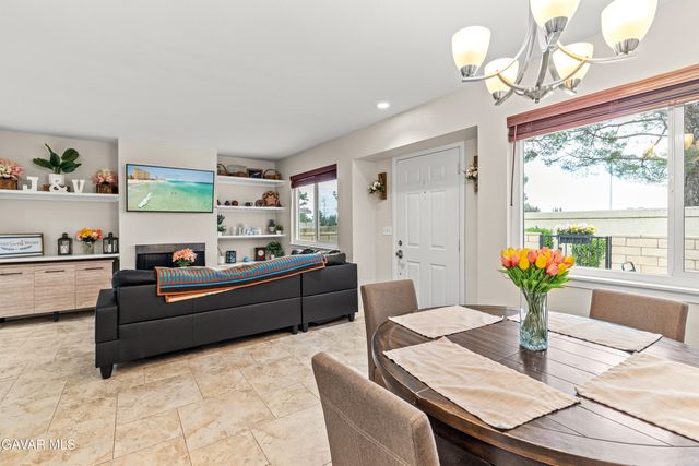 43481 30th Street Unit 2, Lancaster, CA 93536