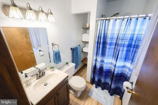33 BENDERS CHURCH RD, Biglerville, PA 17307