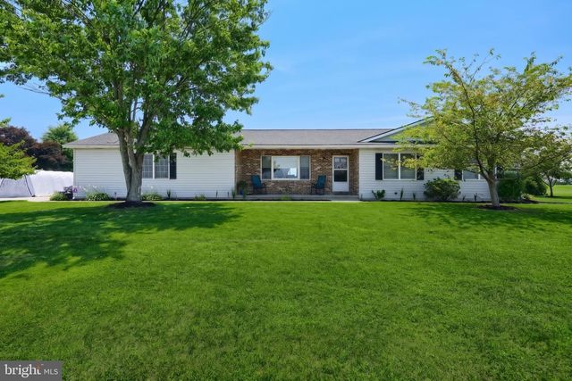 33 BENDERS CHURCH RD, Biglerville, PA 17307