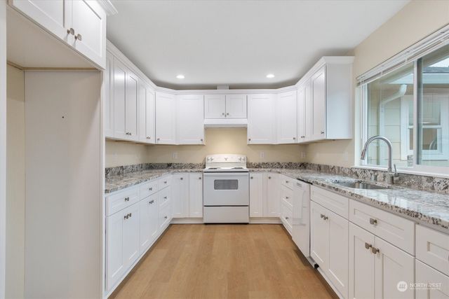2225 48th, Longview, WA 98632