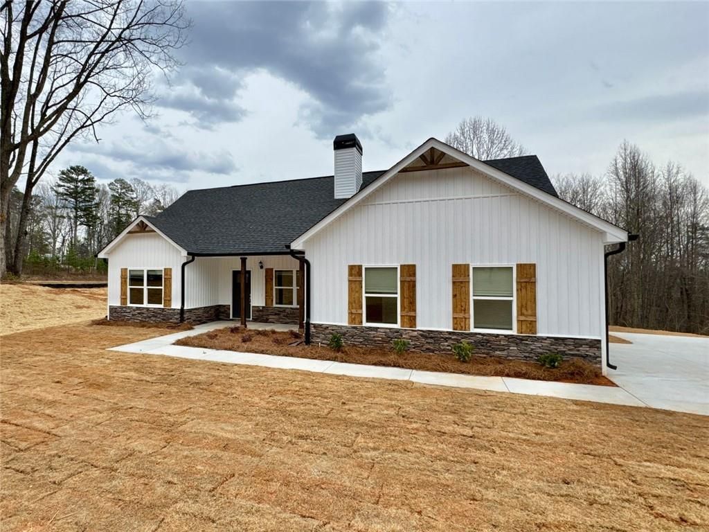 825 Dortch Road Road, Eastanollee, GA 30538
