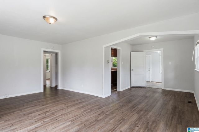 1900 14TH WAY SW, Birmingham, AL 35211