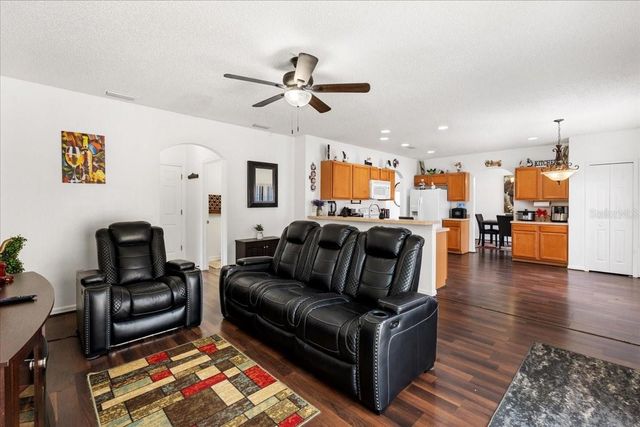 2074 RIO GRANDE CANYON LOOP, Kissimmee, FL 34759