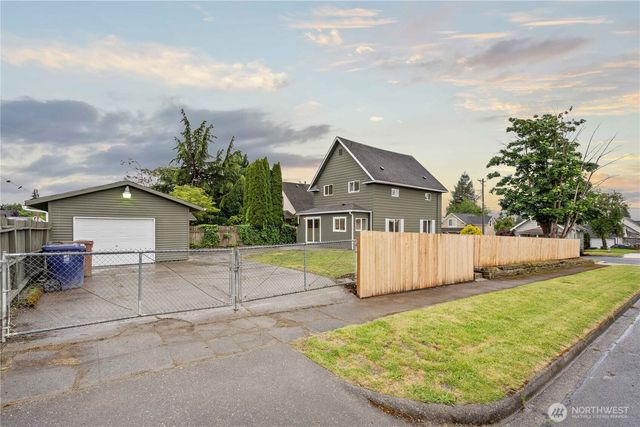 5401 S K Street, Tacoma, WA 98408