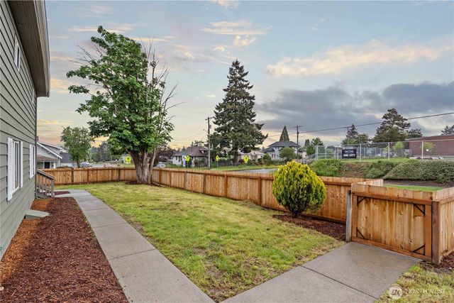 5401 S K Street, Tacoma, WA 98408