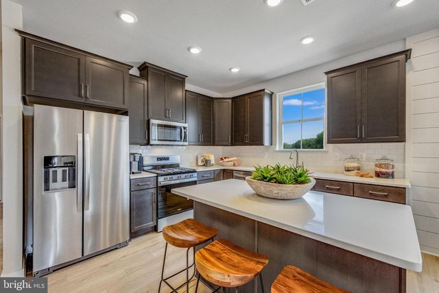 226 CARNEY CT, Dover, DE 19904