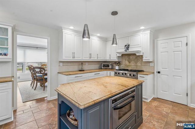 2 Barnstable Court, Morris Township, NJ 07960