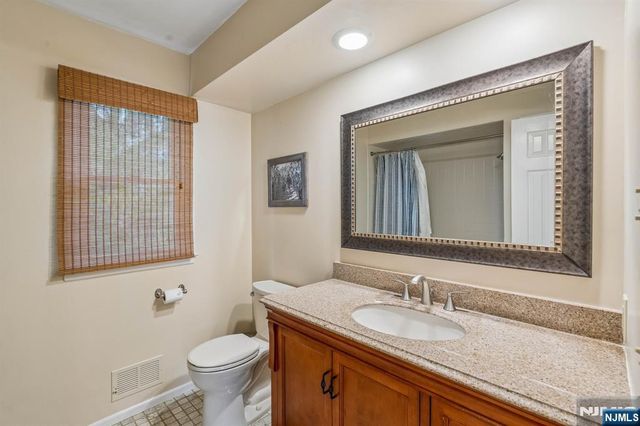2 Barnstable Court, Morris Township, NJ 07960