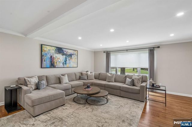 2 Barnstable Court, Morris Township, NJ 07960