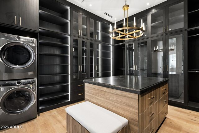 6610 N MOUNTAIN VIEW Drive, Paradise Valley, AZ 85253