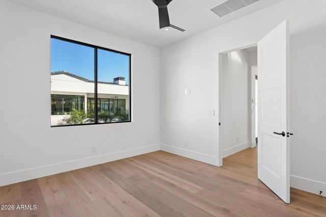 6610 N MOUNTAIN VIEW Drive, Paradise Valley, AZ 85253