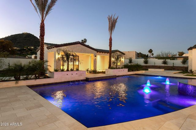 6610 N MOUNTAIN VIEW Drive, Paradise Valley, AZ 85253