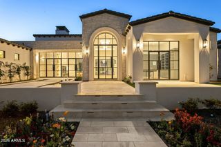 6610 N MOUNTAIN VIEW Drive, Paradise Valley, AZ 85253