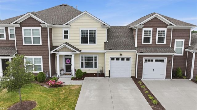 1916 Dobson CT, Chesapeake, VA 23322