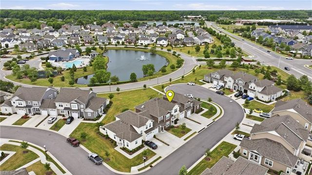 1916 Dobson CT, Chesapeake, VA 23322