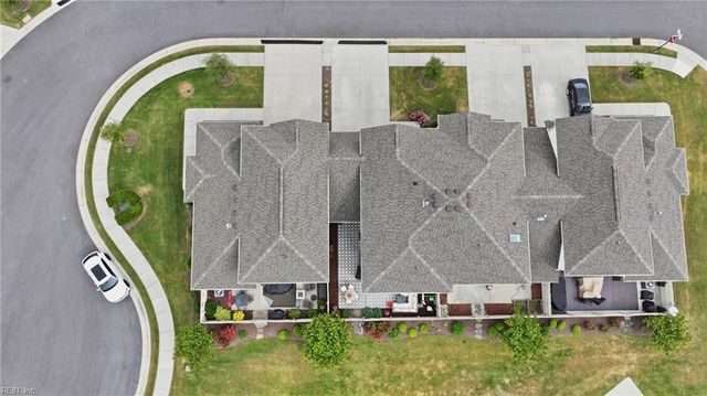 1916 Dobson CT, Chesapeake, VA 23322