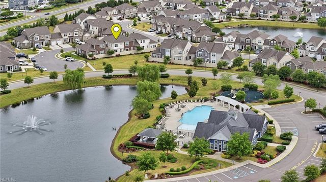 1916 Dobson CT, Chesapeake, VA 23322