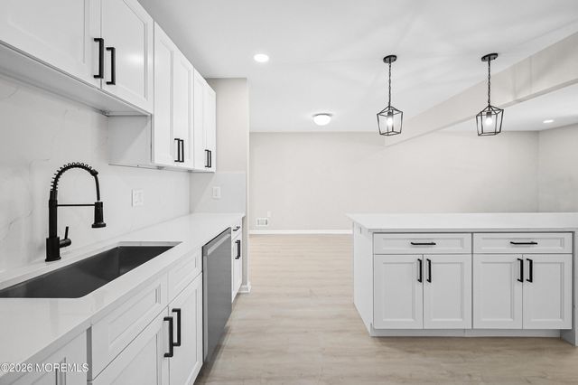 821 Bunnell Street, Lanoka Harbor, NJ 08734