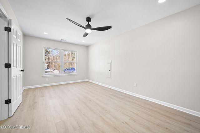 821 Bunnell Street, Lanoka Harbor, NJ 08734