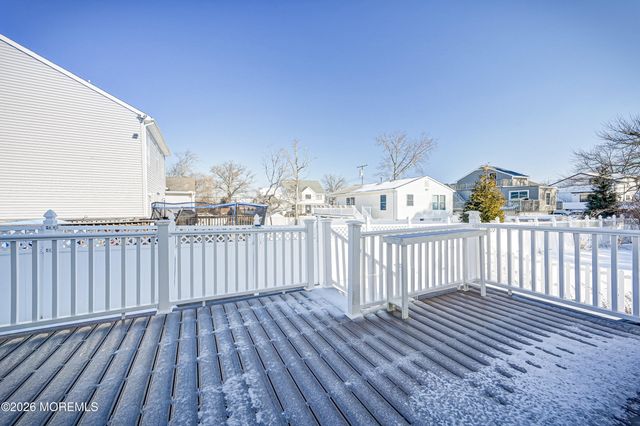 821 Bunnell Street, Lanoka Harbor, NJ 08734