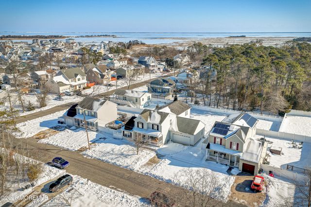 821 Bunnell Street, Lanoka Harbor, NJ 08734