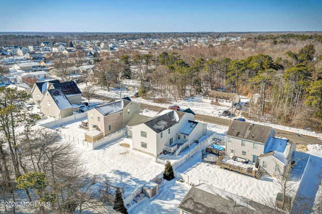 821 Bunnell Street, Lanoka Harbor, NJ 08734