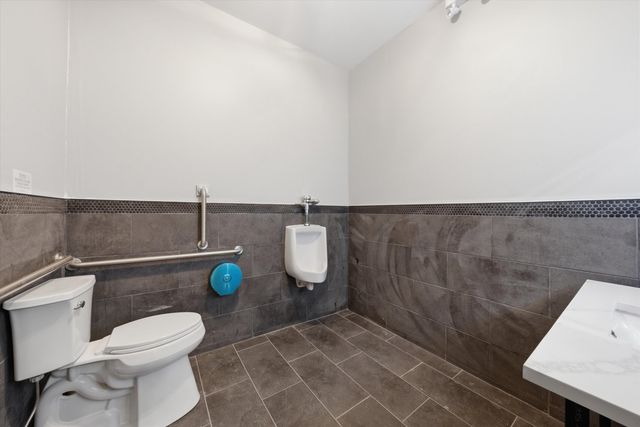 2548 W 59th Street, Chicago, IL 60629
