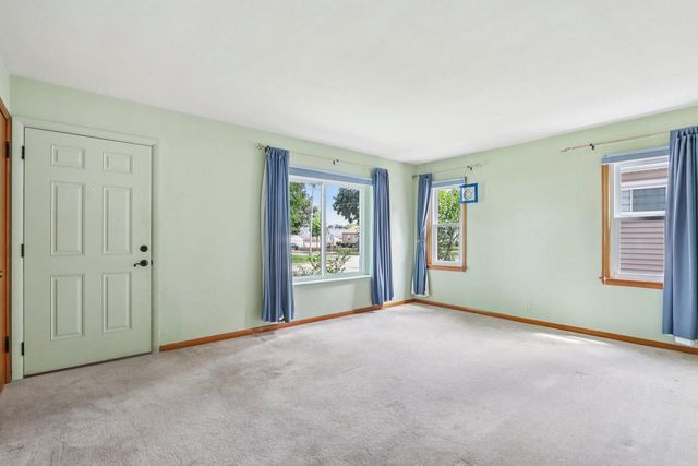 3309 N 90th STREET, Milwaukee, WI 53222