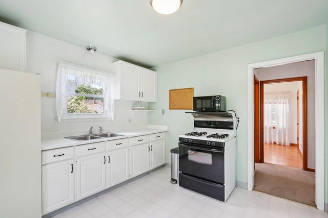 3309 N 90th STREET, Milwaukee, WI 53222