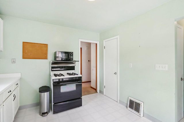 3309 N 90th STREET, Milwaukee, WI 53222