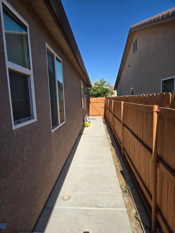 3416 Carmelita Avenue, Clovis, CA 93619