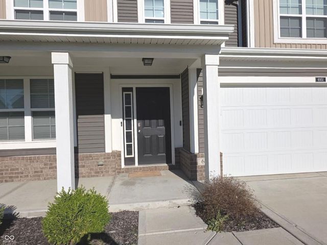 6951 Sonora Boulevard, Brownsburg, IN 46112