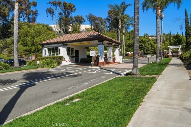 27672 Daisyfield, Laguna Niguel, CA 92677