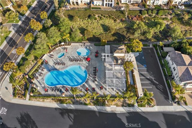 27672 Daisyfield, Laguna Niguel, CA 92677