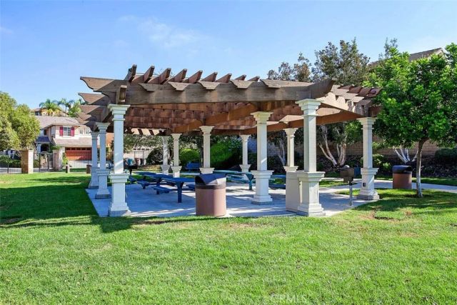 27672 Daisyfield, Laguna Niguel, CA 92677