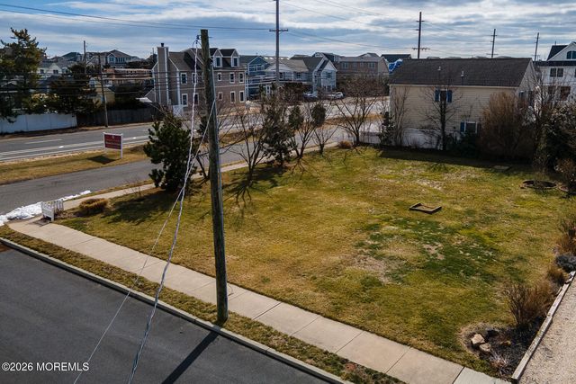 201 5th Avenue, Normandy Beach, NJ 08739