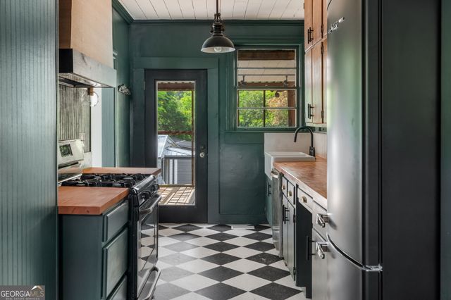 342 Rogers Avenue, Macon, GA 31204