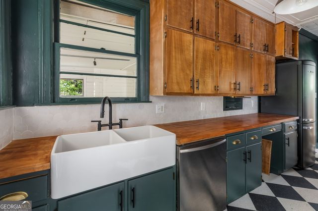 342 Rogers Avenue, Macon, GA 31204