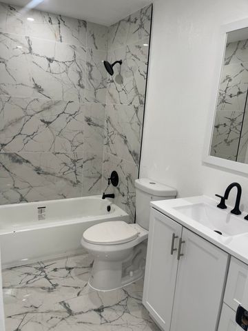 880 NW 8th Avenue, Pompano Beach, FL 33060
