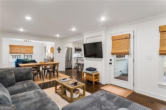 935 Wordsworth Drive, Roswell, GA 30075