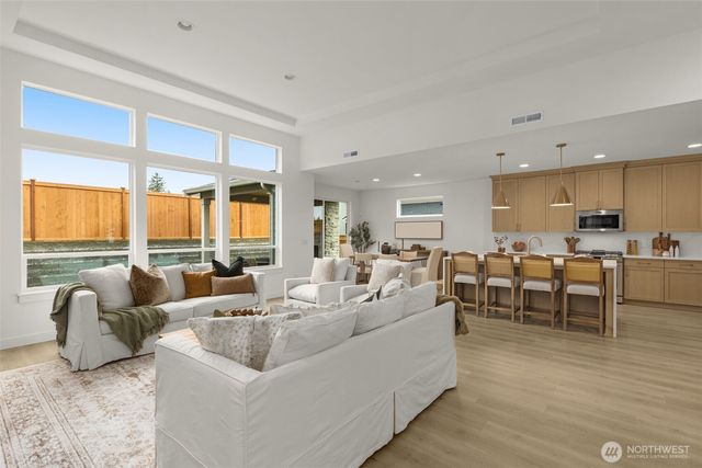 4145 SW Bigler Way, Port Orchard, WA 98367