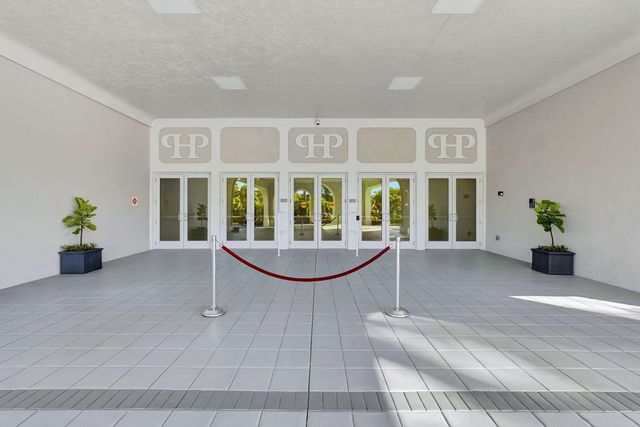 6234 Pointe Regal Circle, Delray Beach, FL 33484