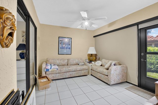 6234 Pointe Regal Circle, Delray Beach, FL 33484