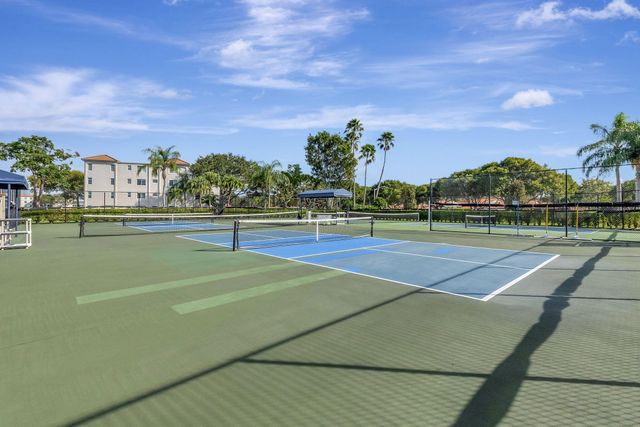 6234 Pointe Regal Circle, Delray Beach, FL 33484