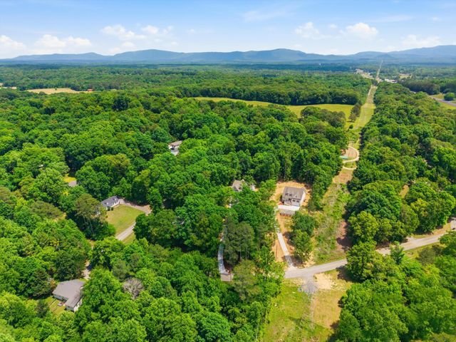 220 Hollow Road, NE, Cleveland, TN 37323