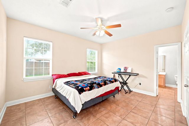 3219 Sapphire Star Drive, Houston, TX 77082