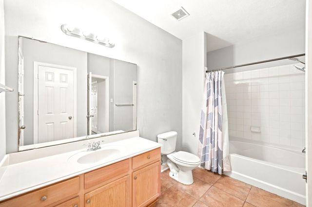 3219 Sapphire Star Drive, Houston, TX 77082