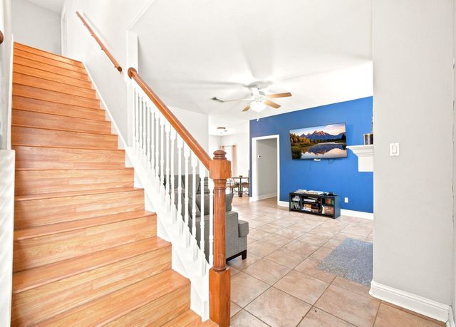 3219 Sapphire Star Drive, Houston, TX 77082